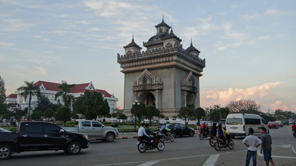 Patuxai Arch just as the sun was setting. 