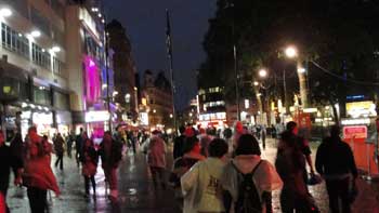 Piccadilly Circus at night, Ken Curtis blog
